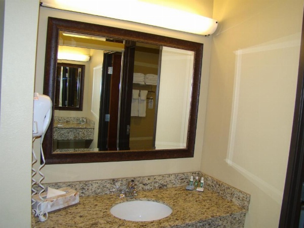 StoneCreek Lodge image 9